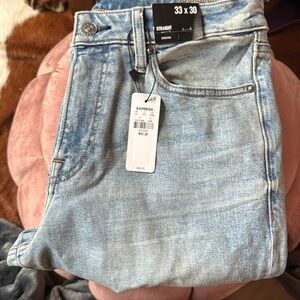 Express men’s jeans straight stretch jeans.